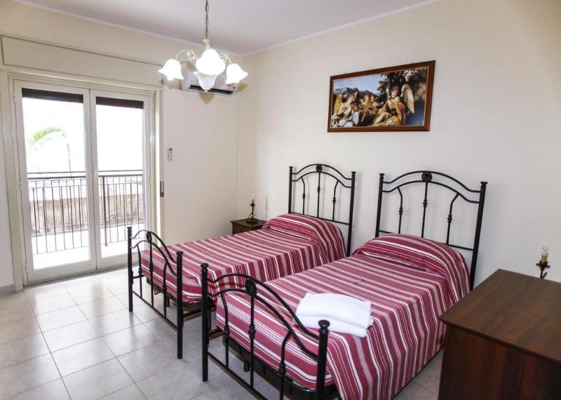 Miosotis Apartments Letojanni Εξωτερικό φωτογραφία